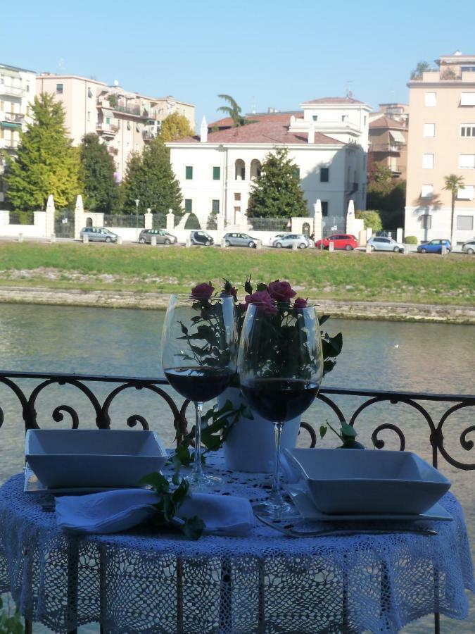 شقة Casa Archi - Balcone Sul Fiume فيرونا المظهر الخارجي الصورة